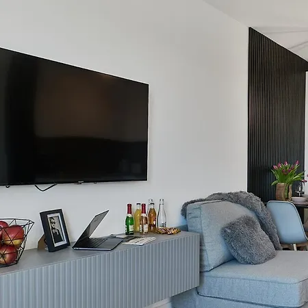 Apartment Golden Hour Apartments- Bohaterow Wrzesnia 406 *